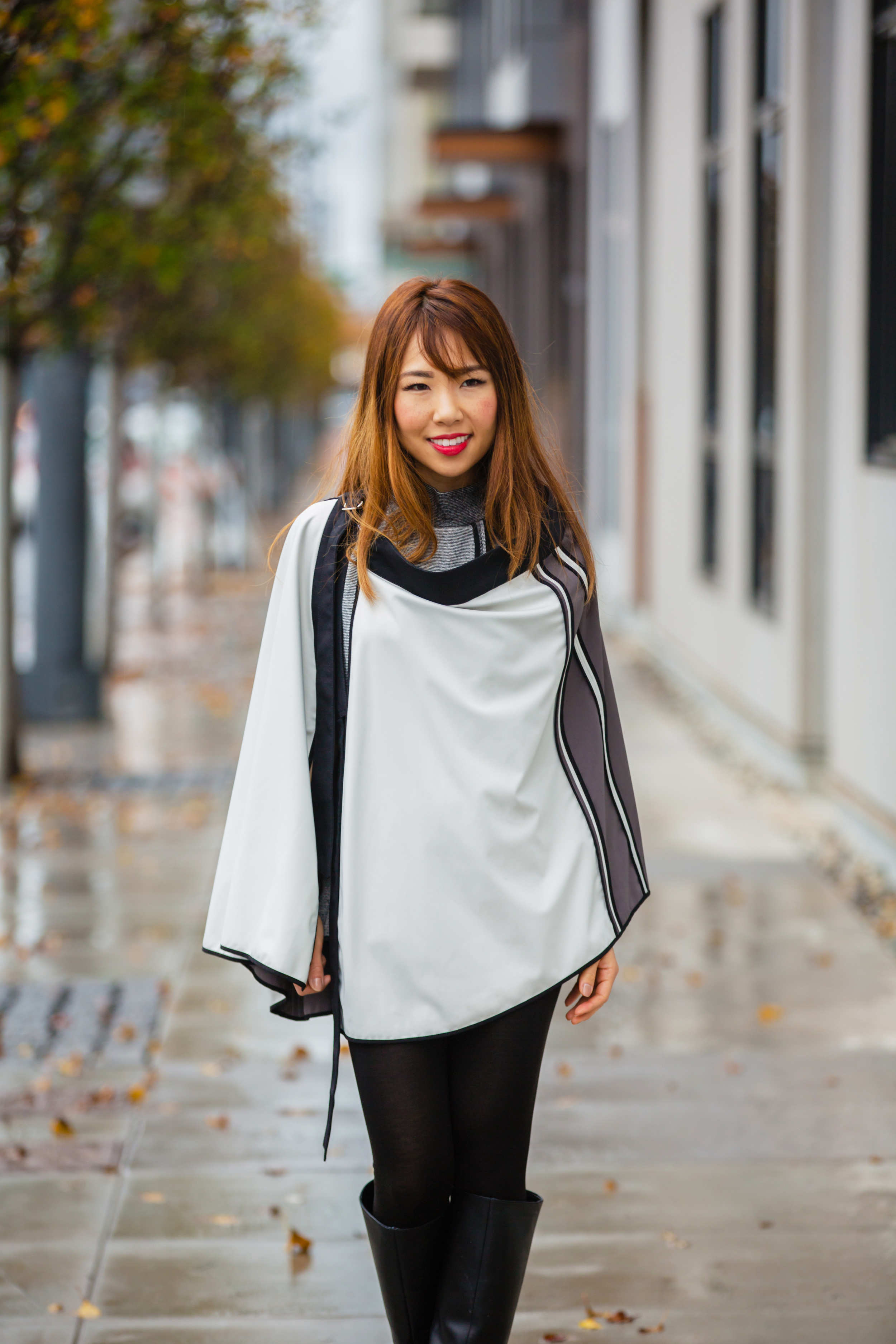 Convertible Skirt Cape (Reversible/Water Resistant)