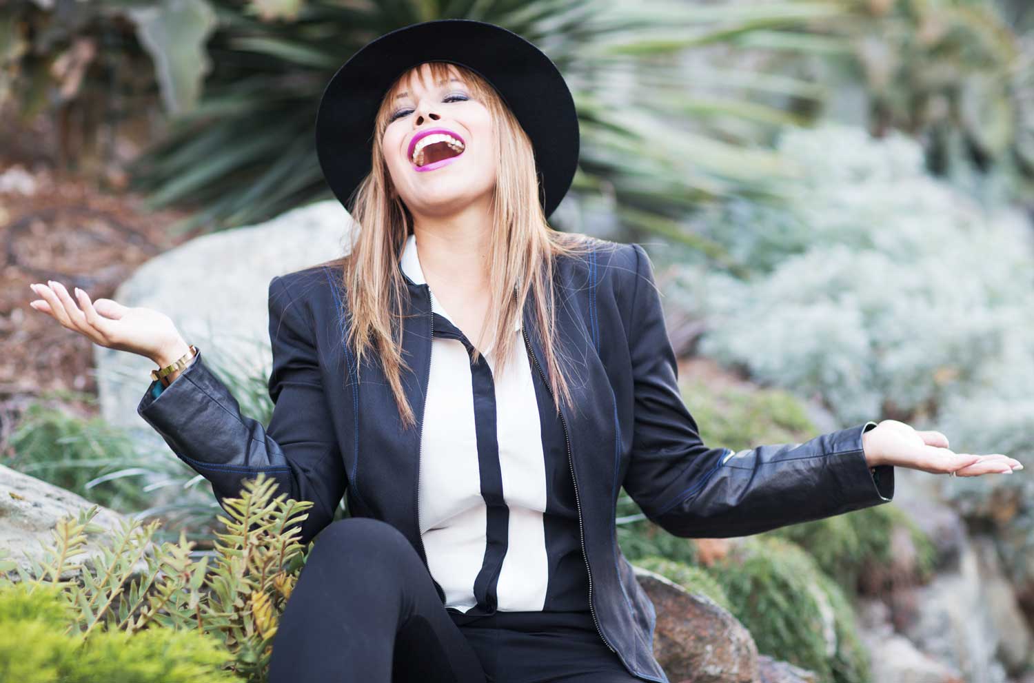 On Carolina - Rogue Hat | Niya Tunic | City Jacket
