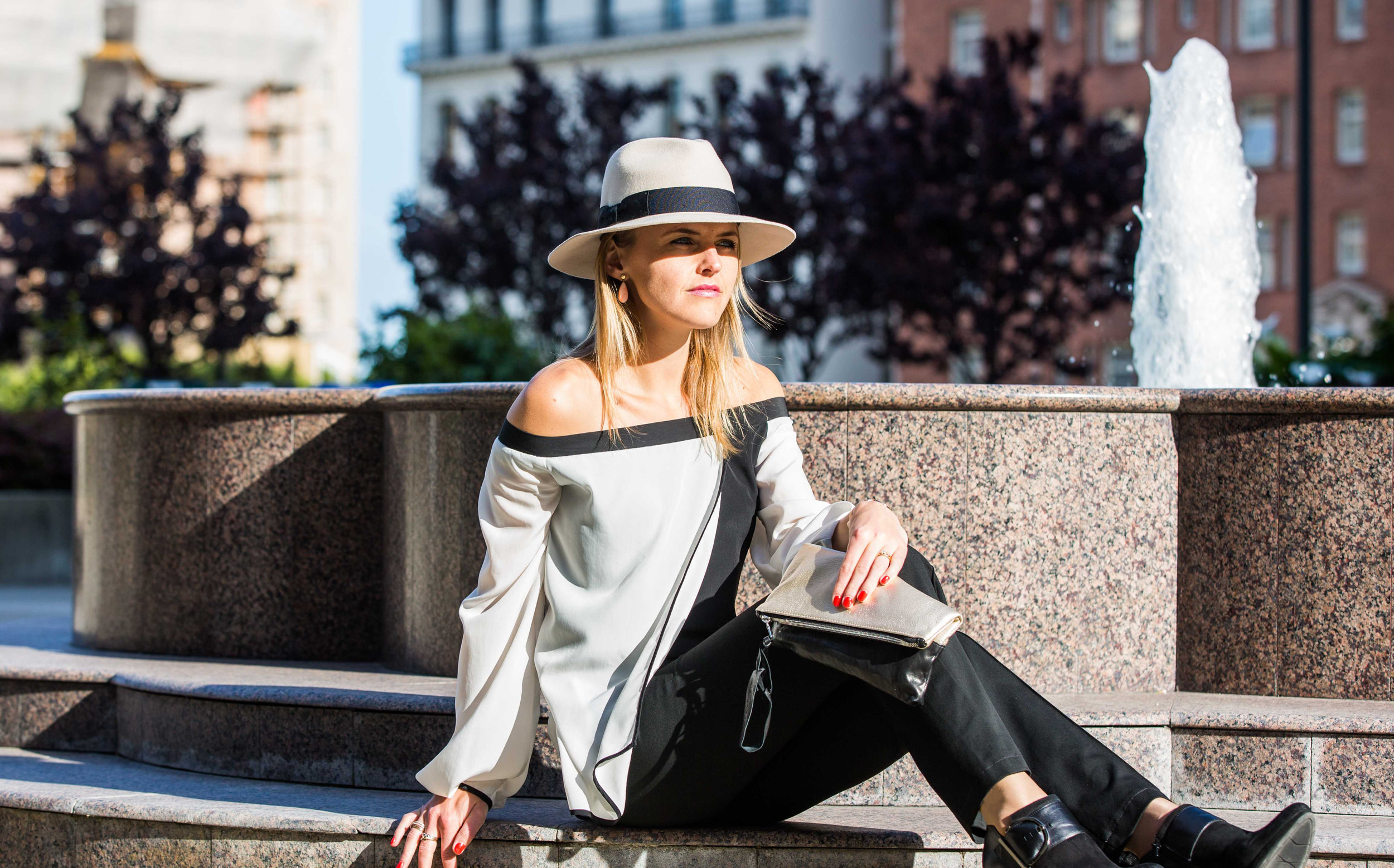 On Susanne - Alex Hat | Alana Top | Tara Clutch