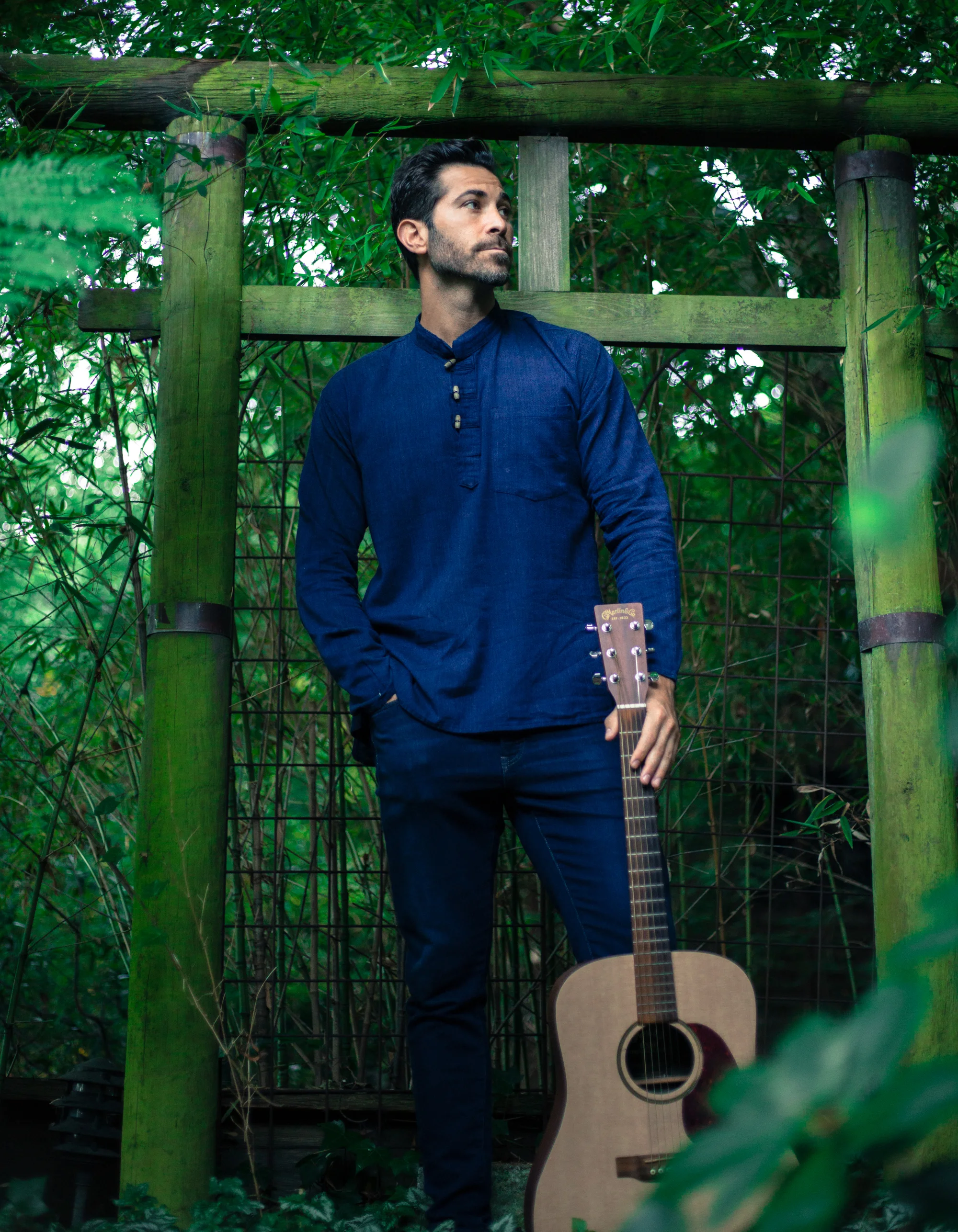 L.Larrea_Alex Music_WEB-3593.jpg