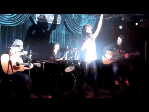 Kitten Kuroi - "Not Worth Sayin'" Lyrics Video