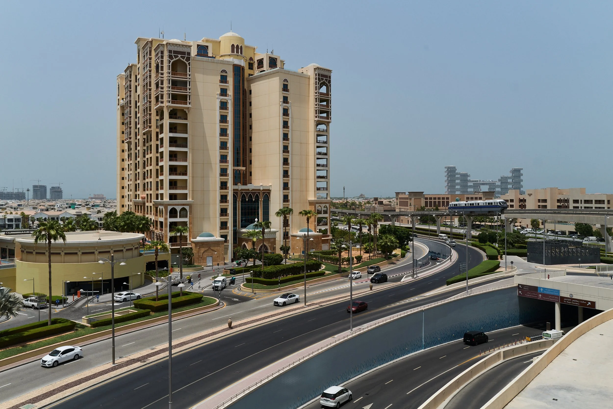 S1046217.jpg