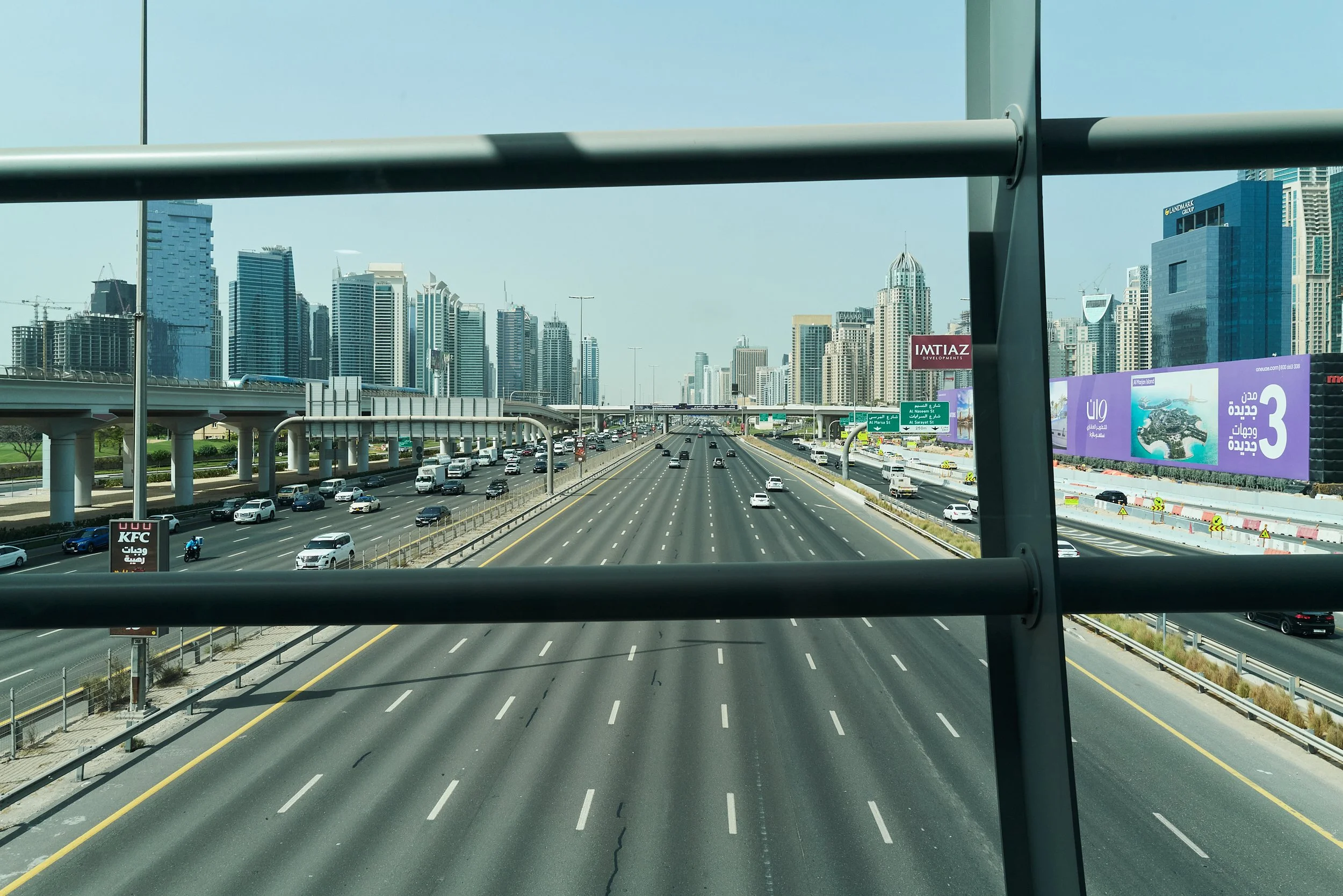 S1046201.jpg