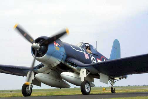 F-4U_Corsair.jpg