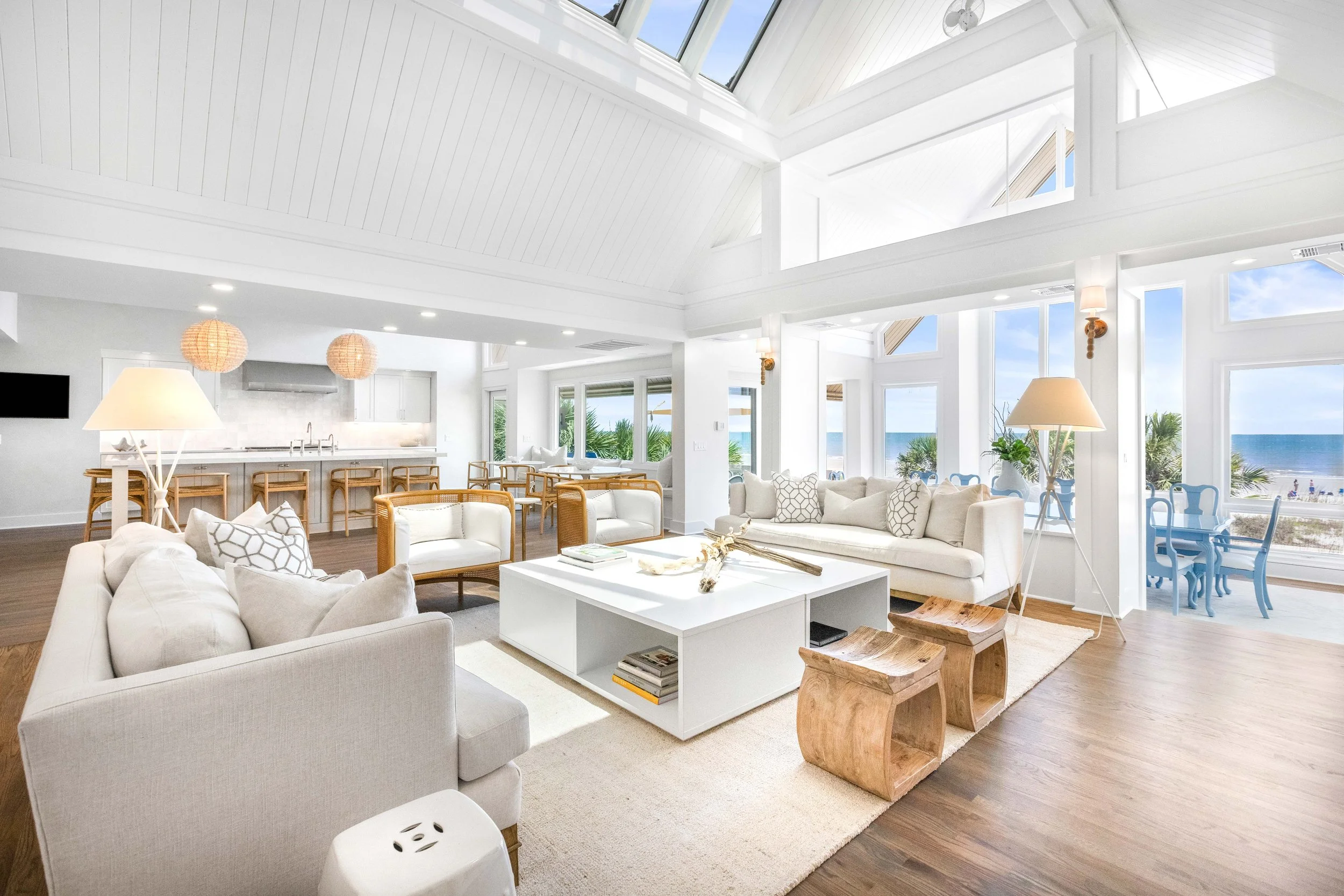 23 SBL Main Living 3.jpg