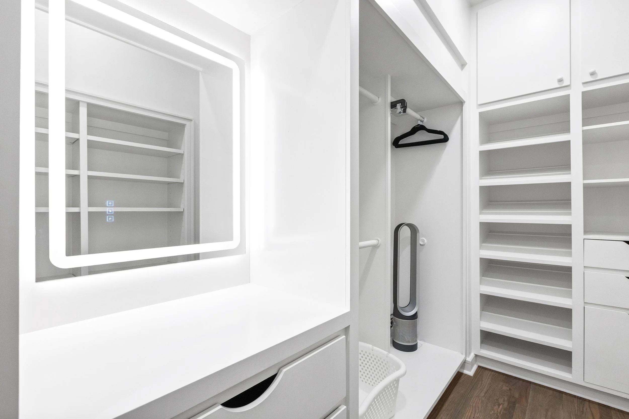 23 SBL Master Closet 3.jpg