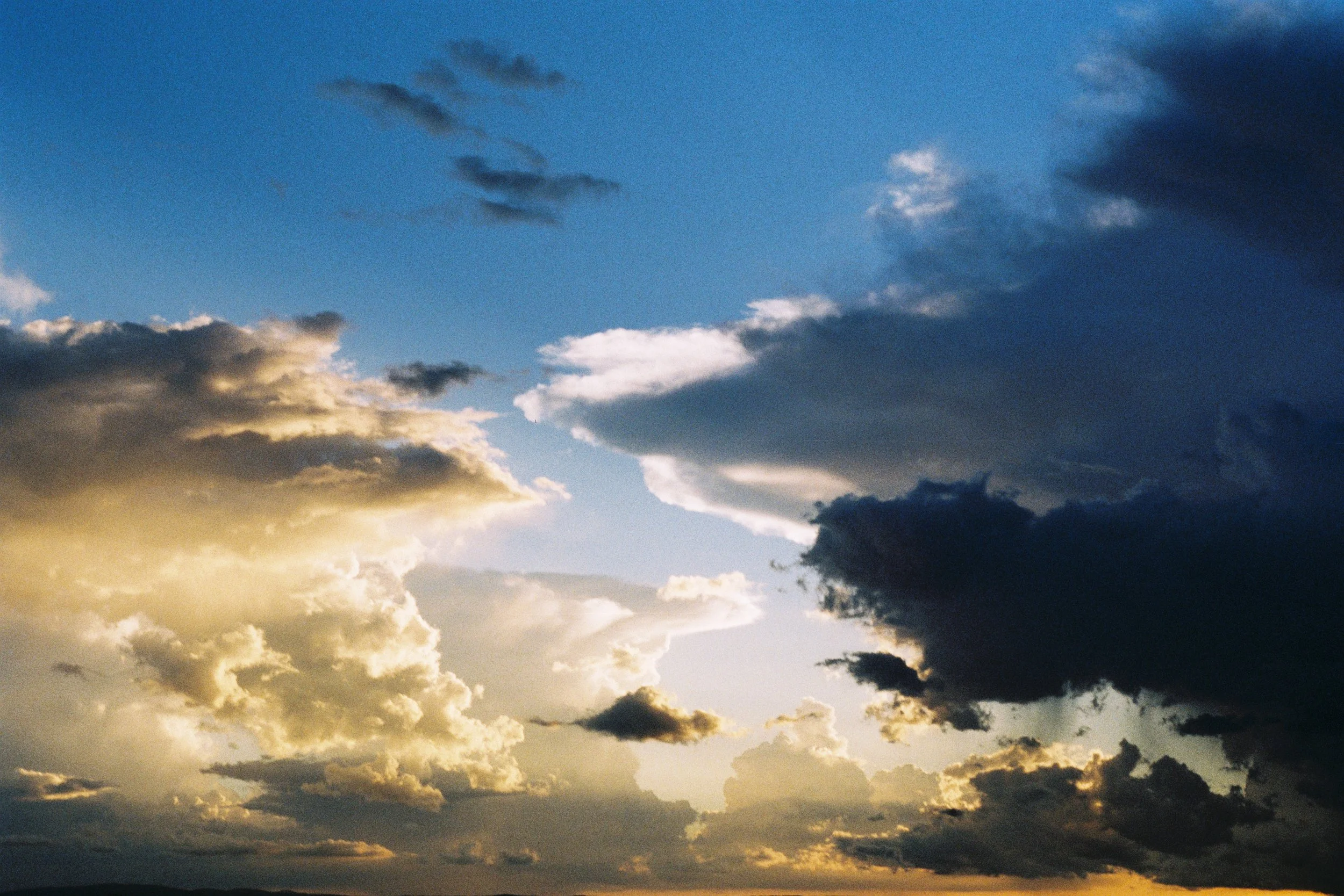 Clouds, Lake Eildon 2022