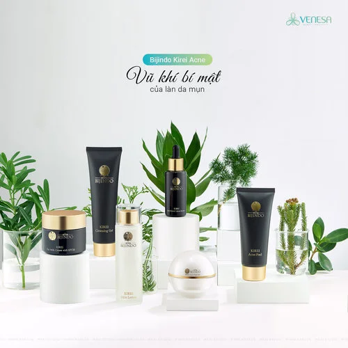 Chụp ảnh sản phẩm mỹ phẩm. MAKI Studio