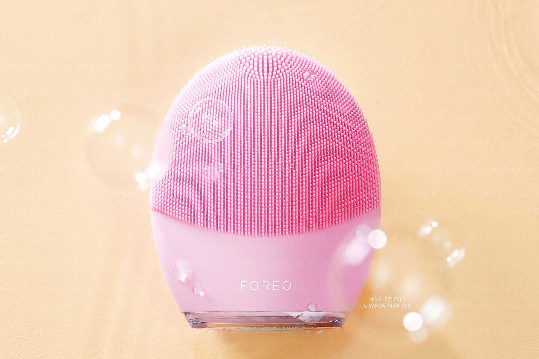 chup-anh-san-pham-foreo-11.jpg