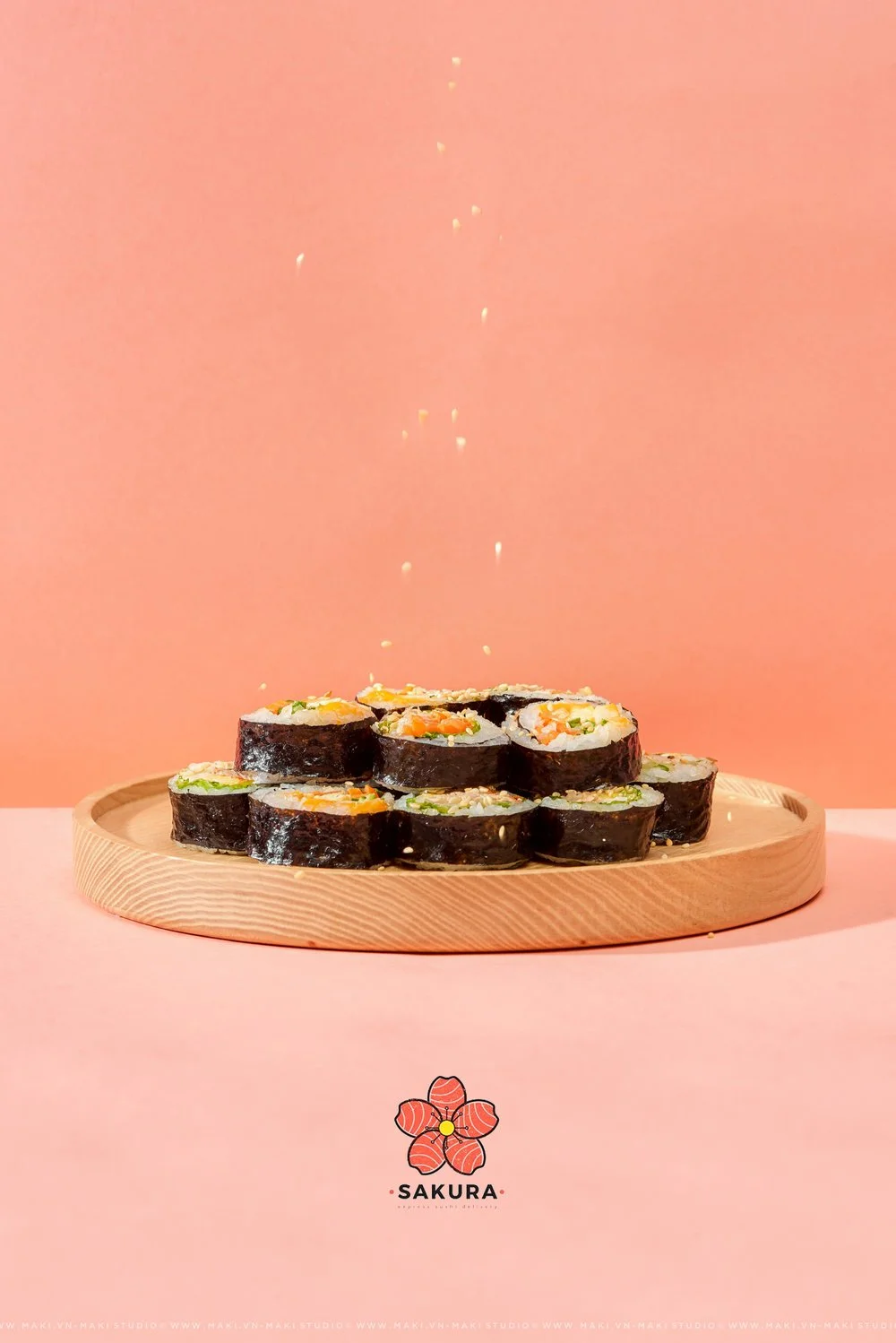 Ý tưởng chụp ảnh sản phẩm trên nền màu thú vị - sáng tạo