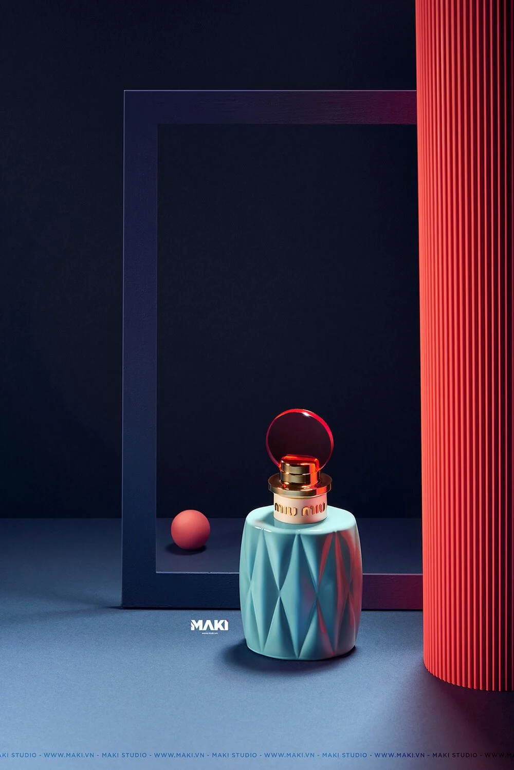 What Every European Skincare Brand Should Know Before Booking a Product Shoot