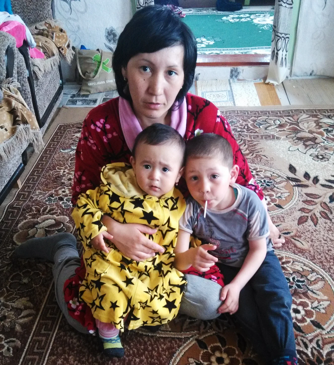 Sulfia and her two children