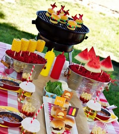 summer-bbq-party-table-all-american-party-decorations.jpg