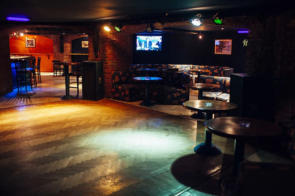 Drinks, Clinks & Holiday Cheer: Providence Dive Bars