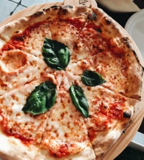 RI Restaurant Stories: DiVersi Pizzeria on Rolfe Square