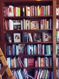 New & Exciting In RI: Savoy Bookshop & Cafe in Westerly