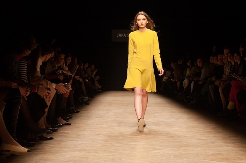 This Fashion Design Workshop Is Everything Your Tween (Or Teen) Self Always Wanted  