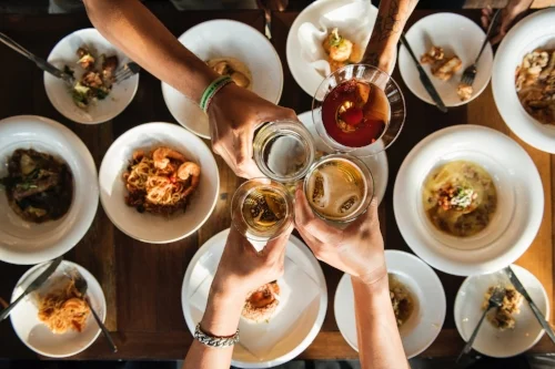 The Newport Restaurant For Eats And Fall Meet Ups With Your BFF's 