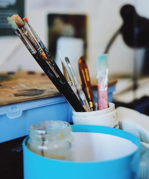 This RI Artist Is Once Again Drawing Attn To A Women's Health Crisis &amp; Her Project Is So Inspiring