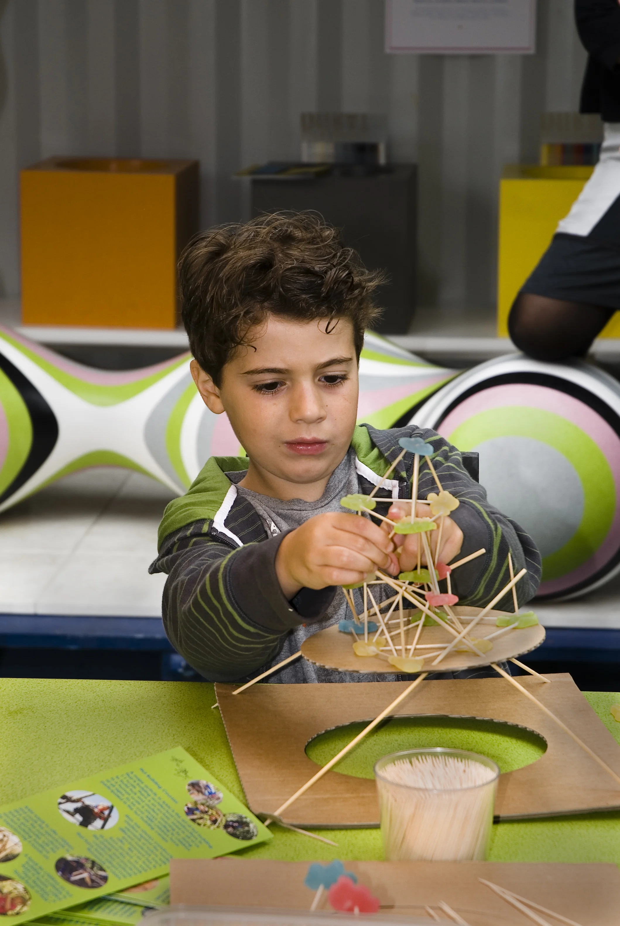 Builders of the Future workshop, hat made with toothpicks and candy. (c) Arkki. Photo Tarja Tuppurainen 