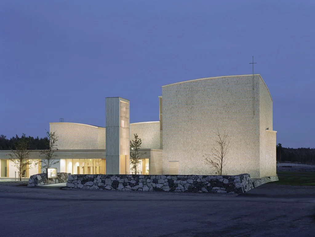 JKMM architects: Viikki church. (c) Jussi Tiainen