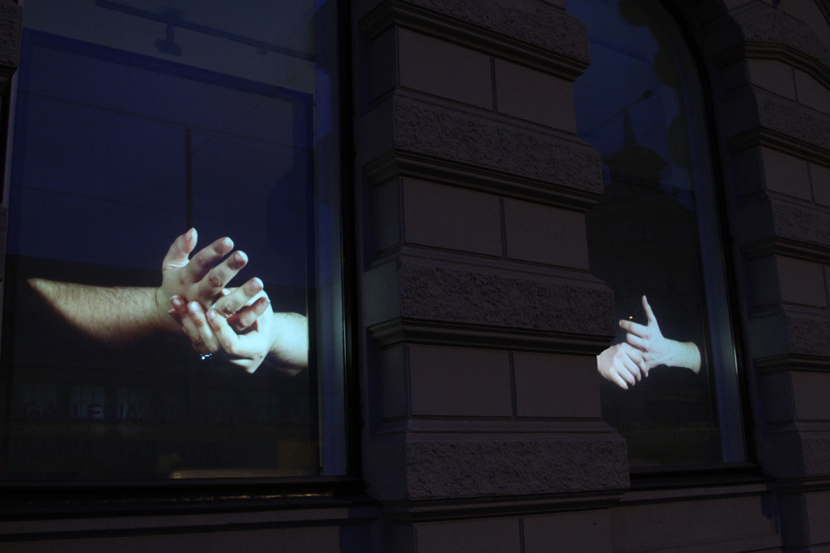Heidi Tikka: At Hand, Video Installation, 2014.