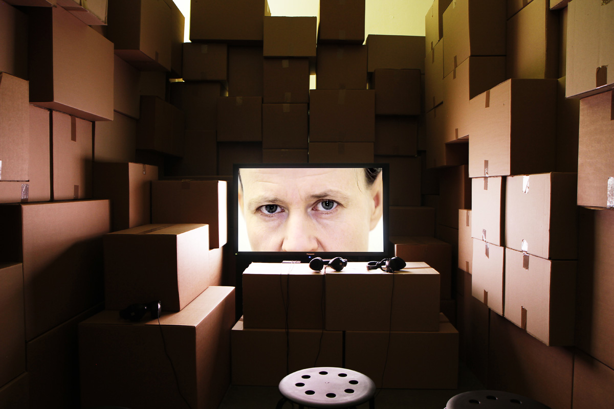 Riikka Kuoppala: Couch, TV and VCR (installation image), 2013.