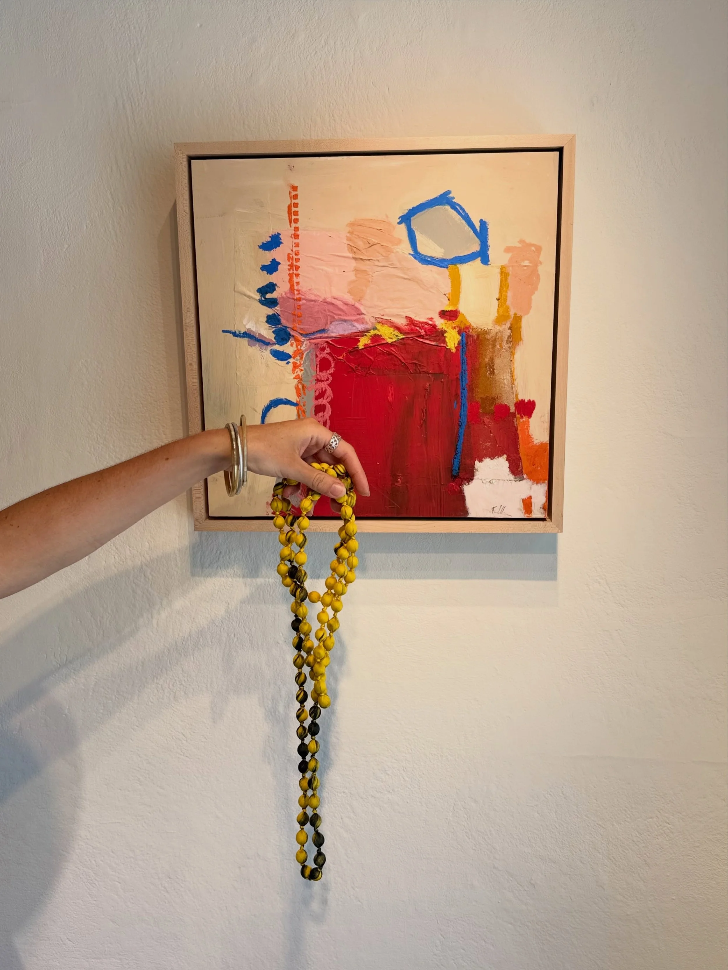 Light weight statement pieces. Silk covered wood bead necklaces. And a Frankie Slaughter collage painting making the perfect match.
Limited stock available now at Harrison Gallery. 
.
.
.
#keywest #silkjewelry #harrisongallery #oneofakindjewelry #sum
