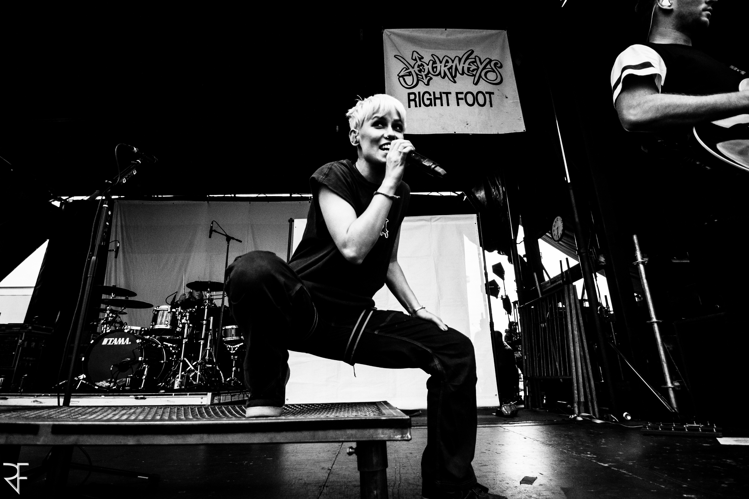  Tonight Alive 