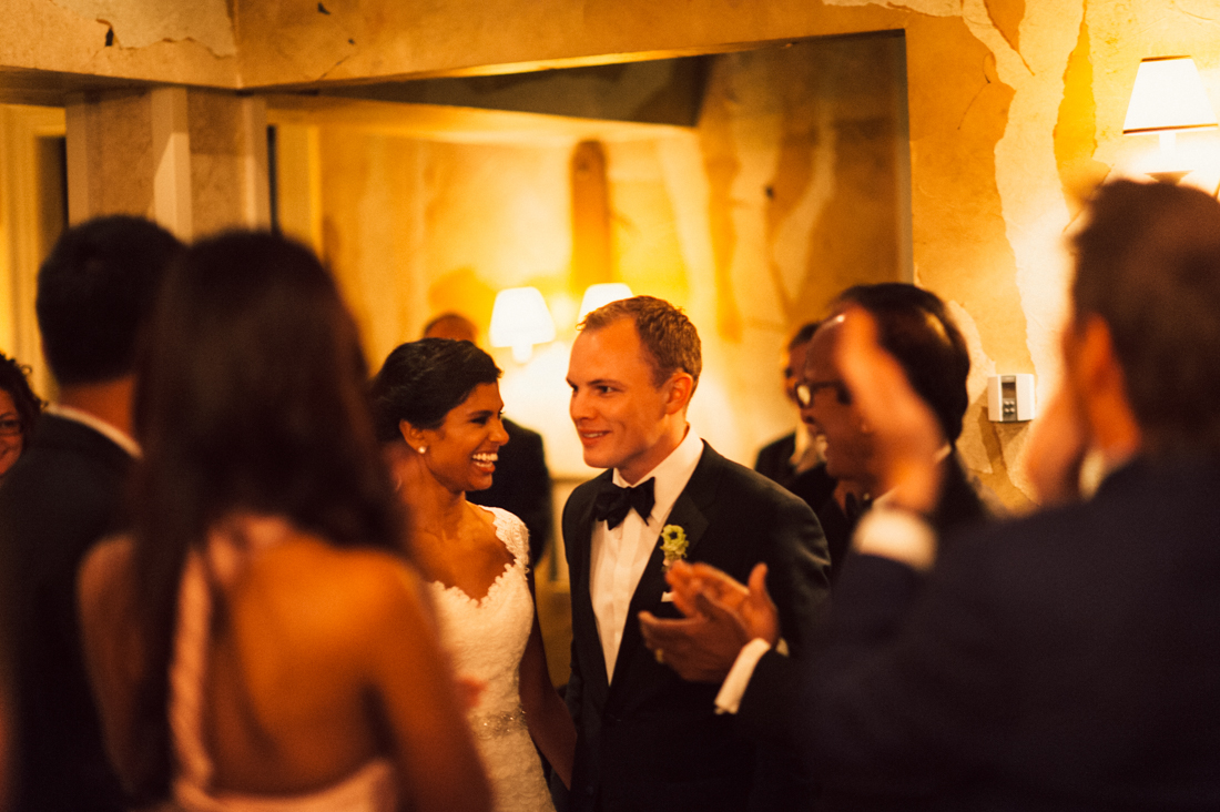 Romantic Manoir Hovey wedding ceremony.jpg