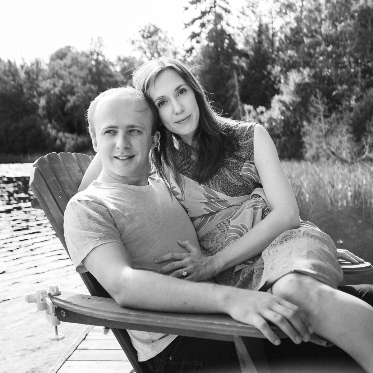 Couple portrait at the lake montreal.jpg