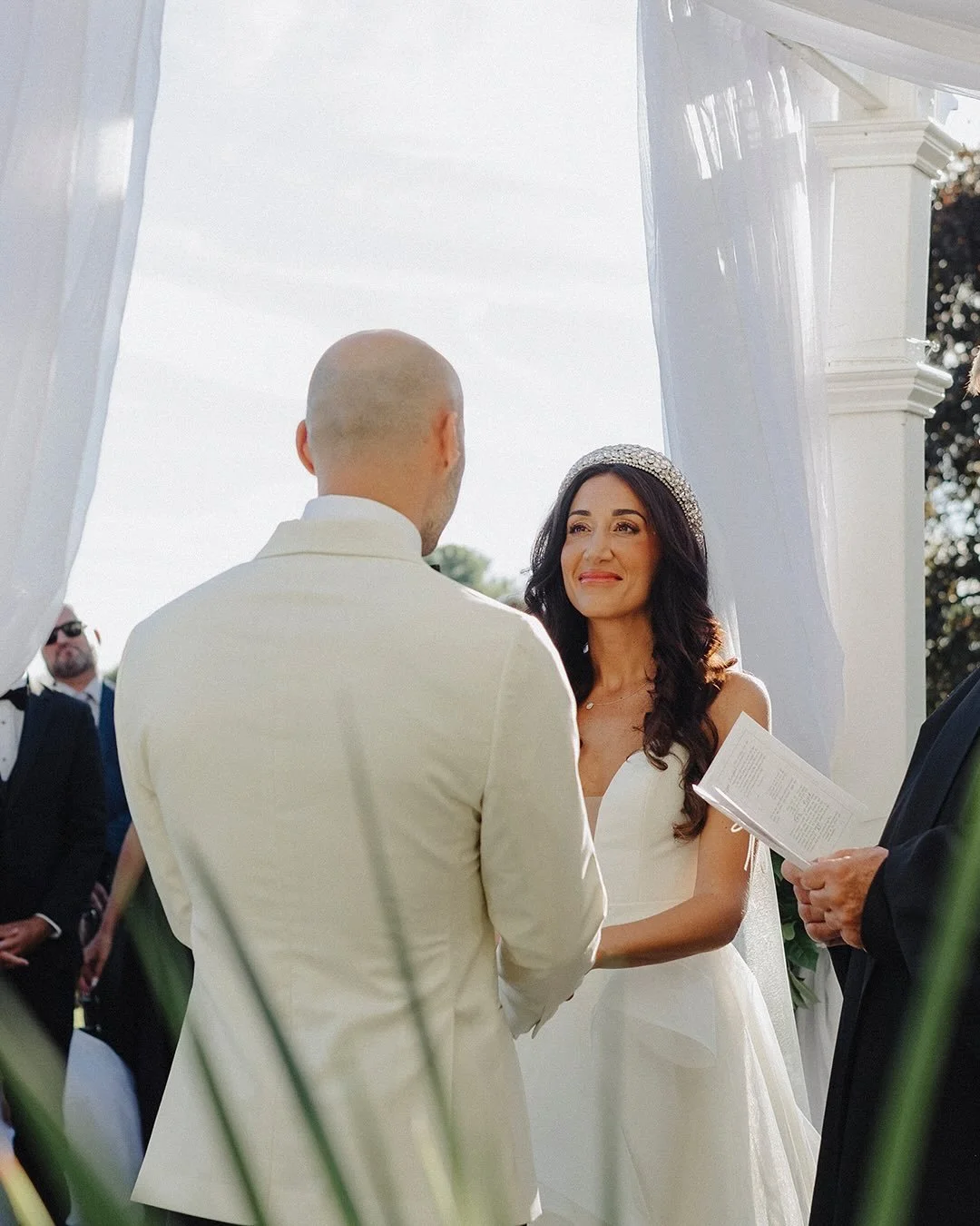 Light is pure energy. Just totally vibing on lumenense lately, and going back into the archive for frames with all those direct, diffused, and delicious moments. 
.
.
.
.
.
#documentaryweddingphotography #montrealweddingphotographer #montrealwedding 