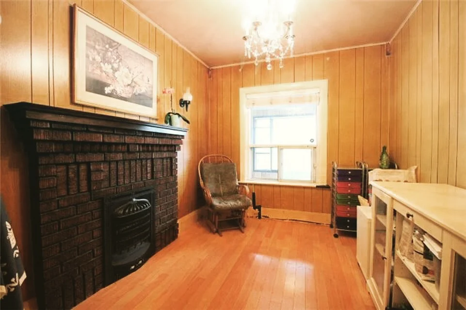 99 Larchmount Ave.jpg