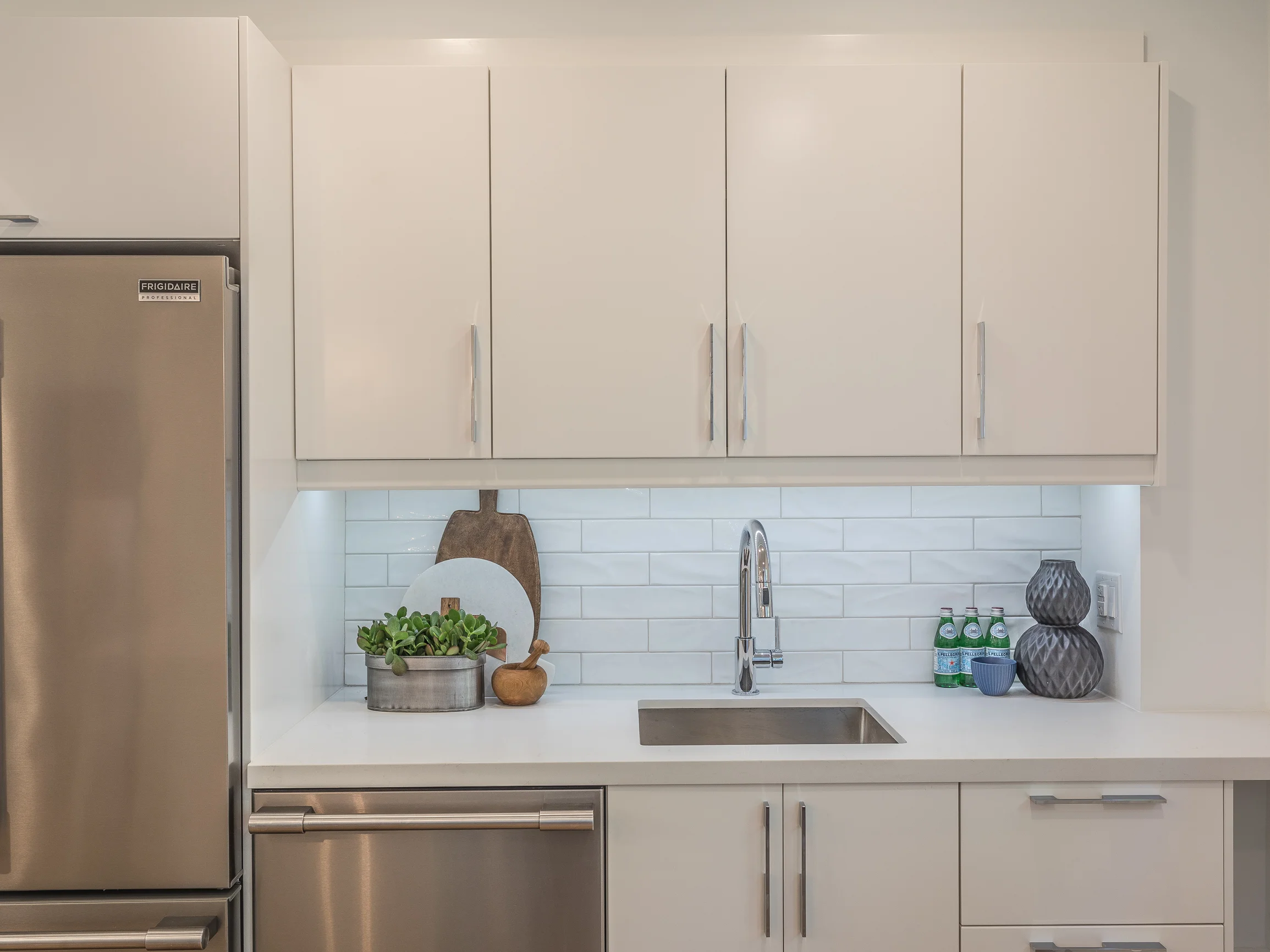 99 Larchmount Ave_WEB-29.jpg