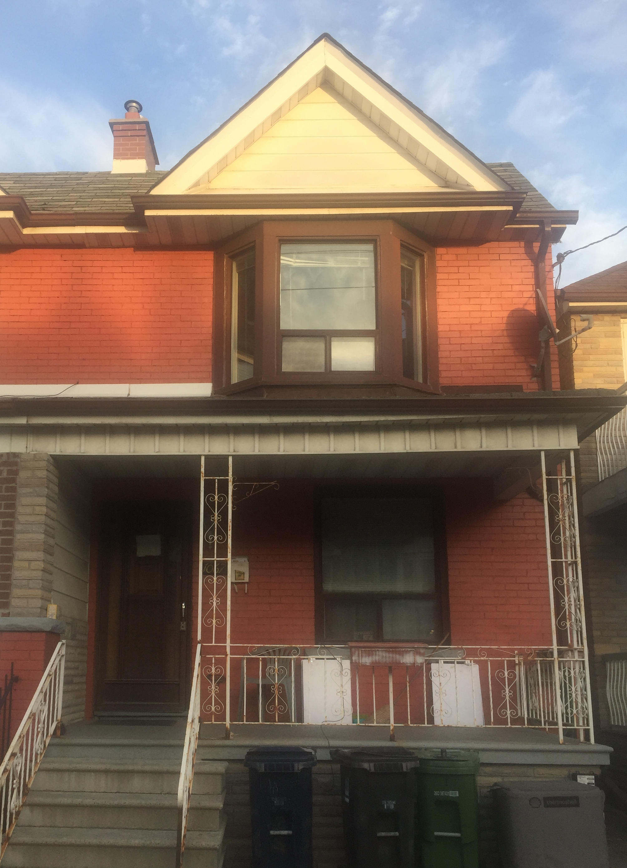 1067 Shaw front.png