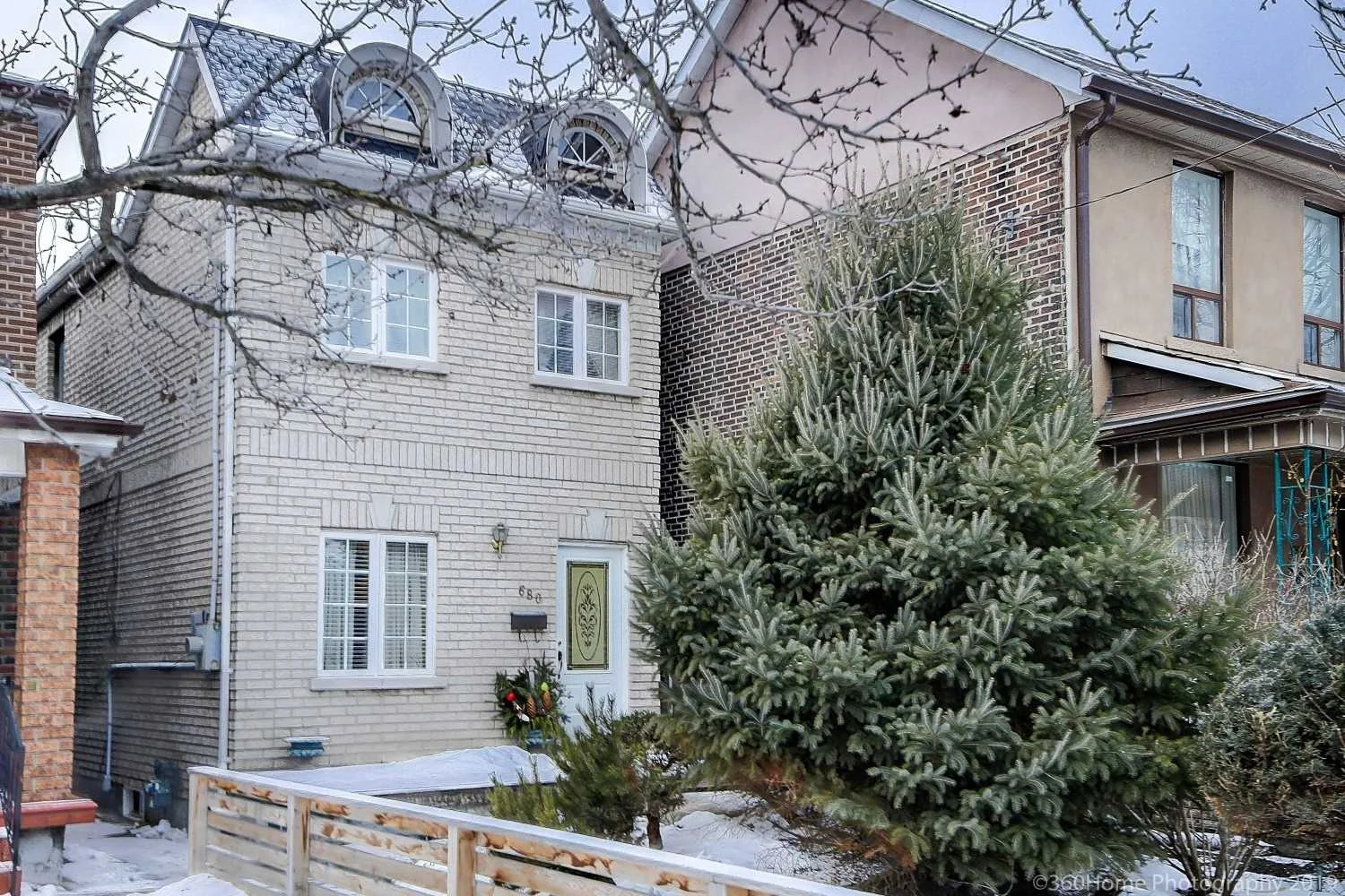 680 St Clarens front.jpg