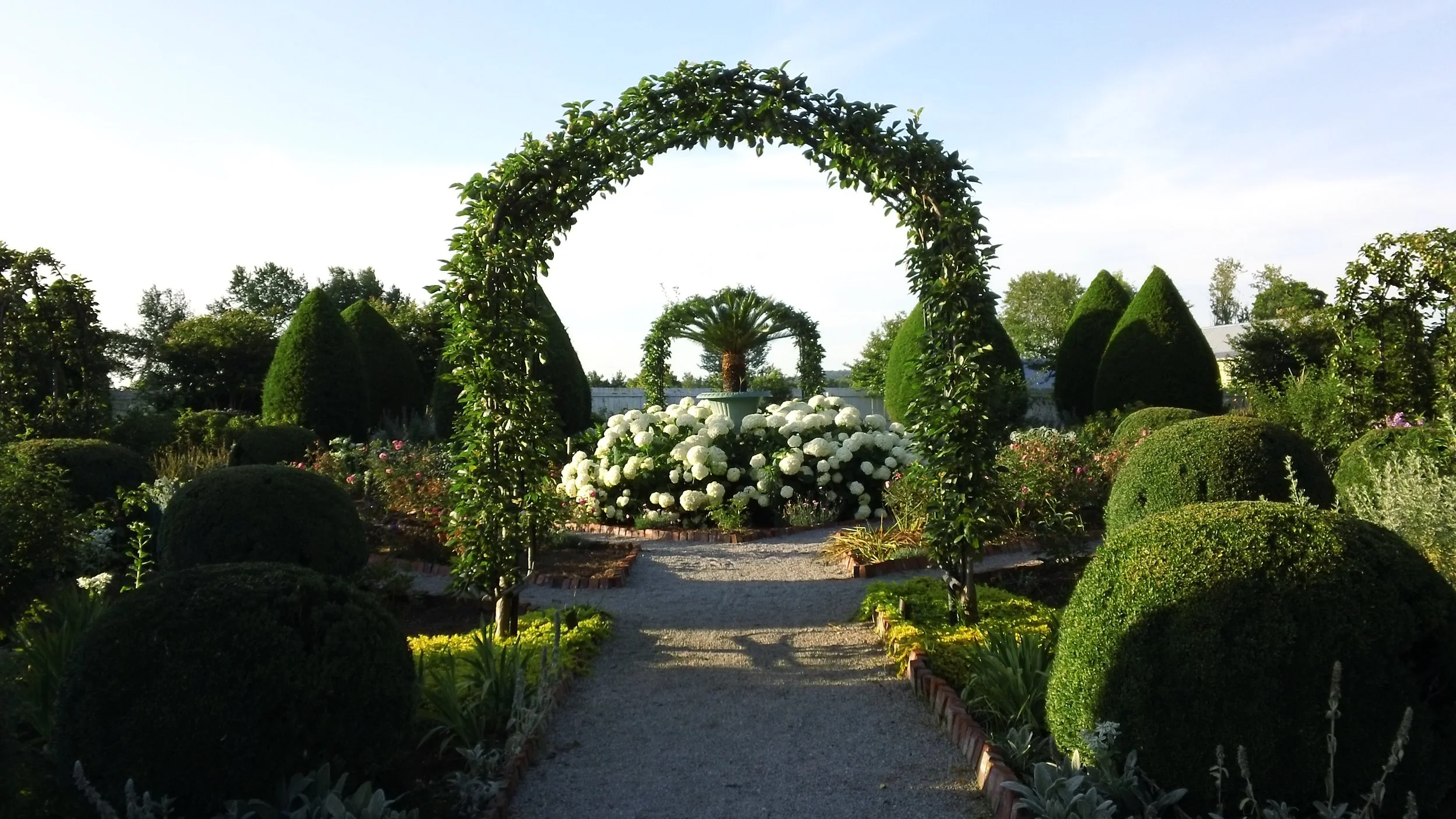 Carnton Garden by Olivia Stelter.JPG