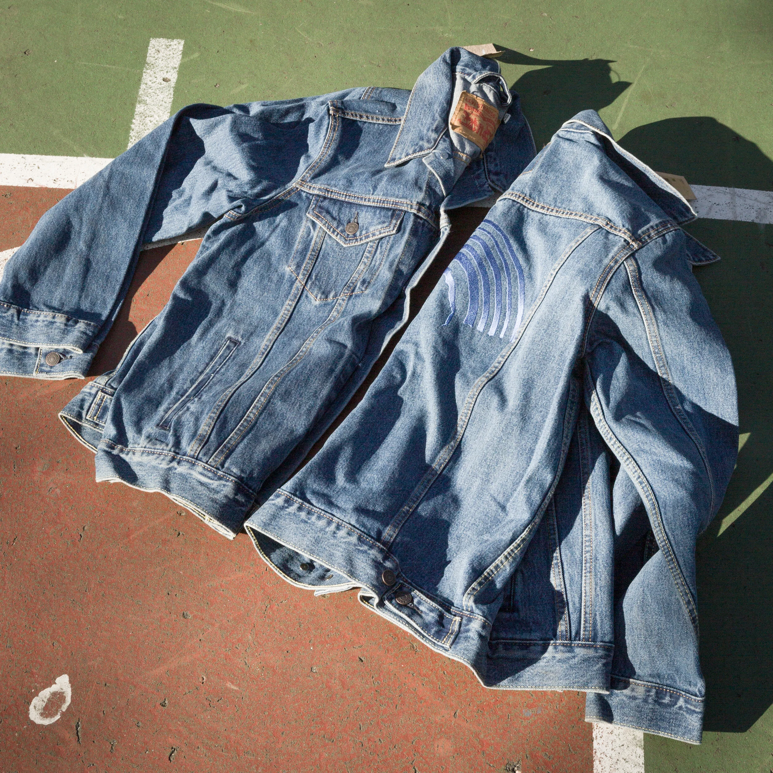 JACKET .jpg