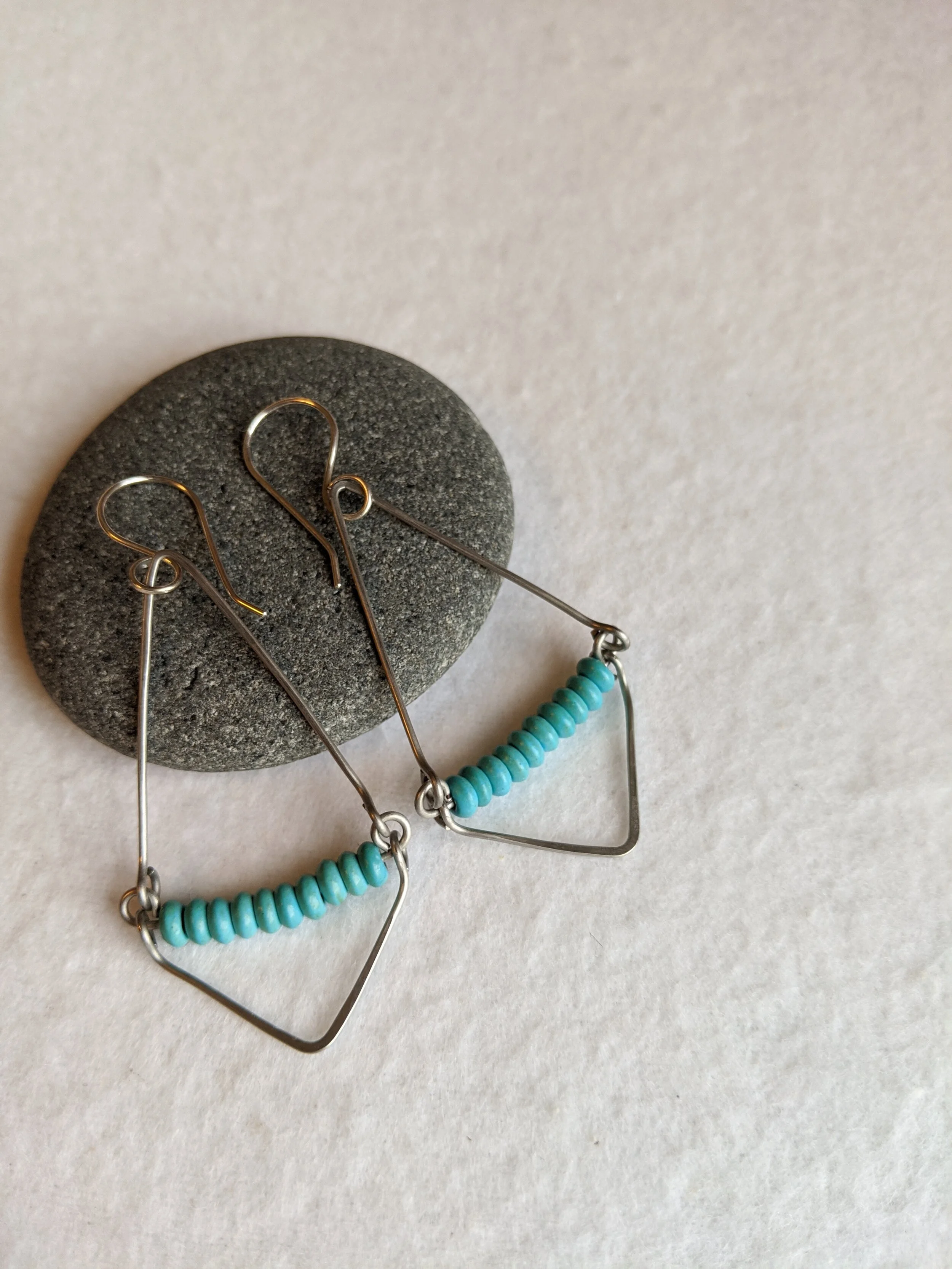 simple-gift-necklace-earring-turquoise-elizarose-jewelry3.jpg