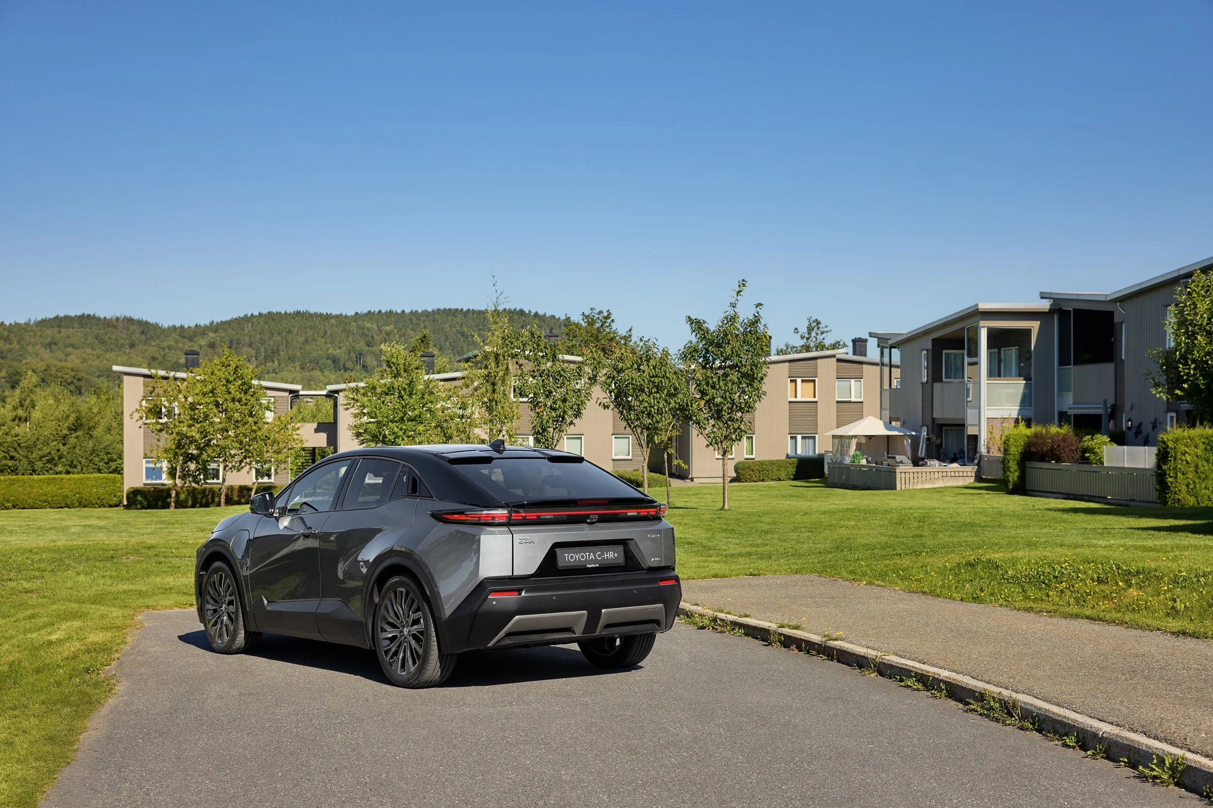 HE_TOYOTA_C-HR+_Drammen_16.08.256098_R_Final_2.jpg