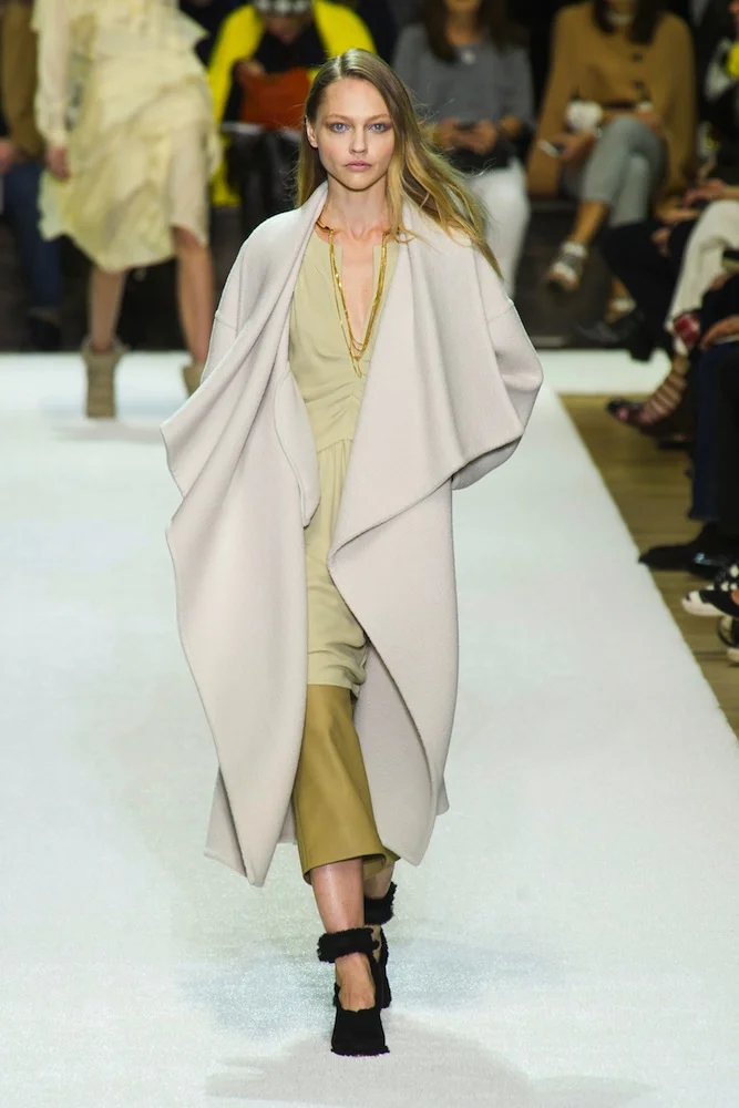 Chloe (blanket coat)