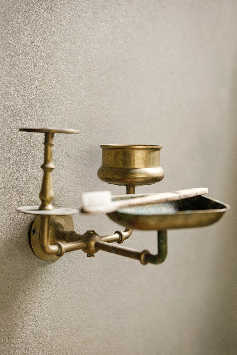 George Gorrow House by designer Marika Jarv // Ensuite Bathroom // Brass tapware