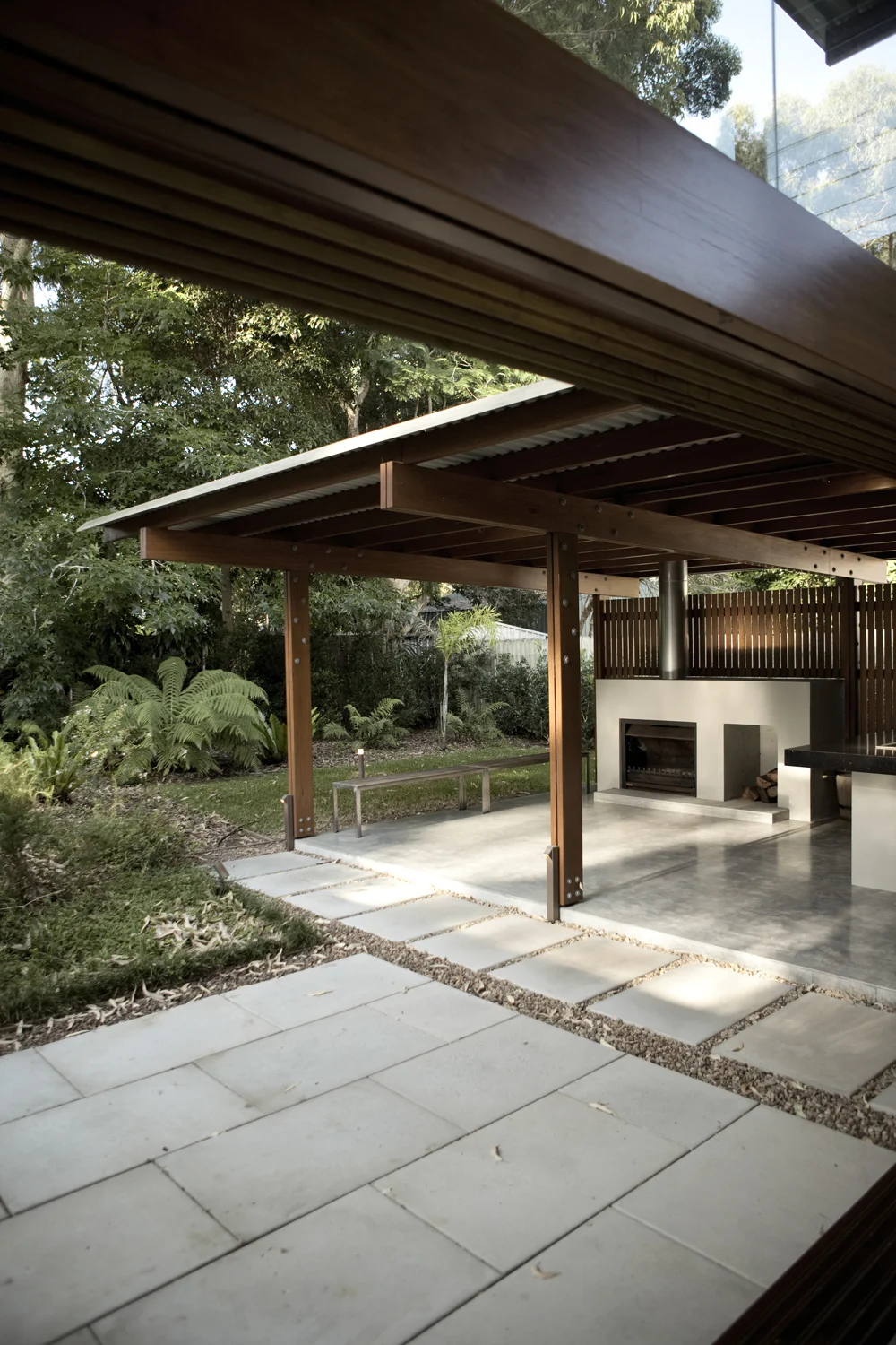 Pearl Beach House by Marika Jarv // Courtyard