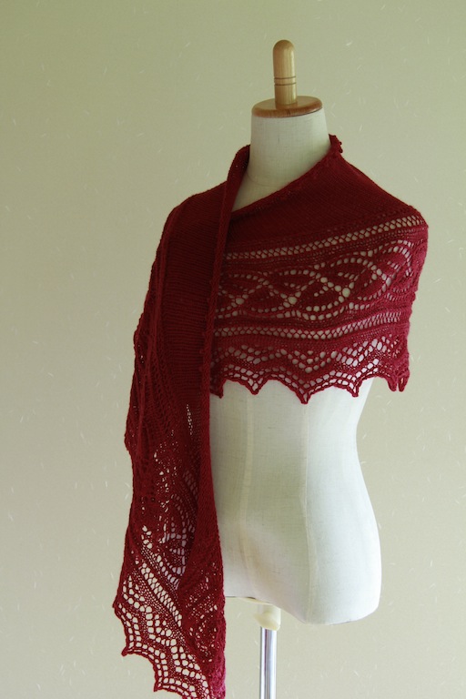 Can you see the bellflower motif?