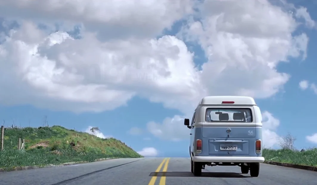 Thumb_Kombi_Limpo.jpg