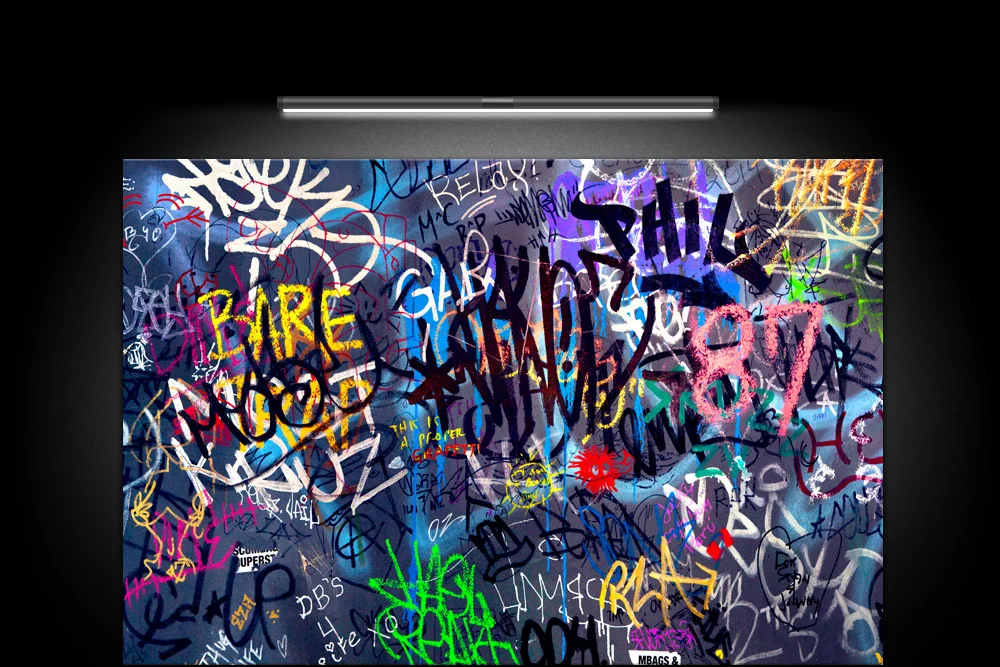 GRAFFITI BATHROOM