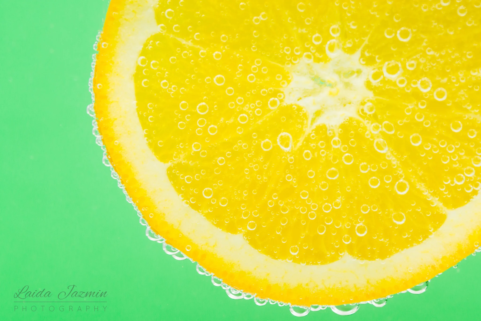 Fizzy, vibrant orange slice!