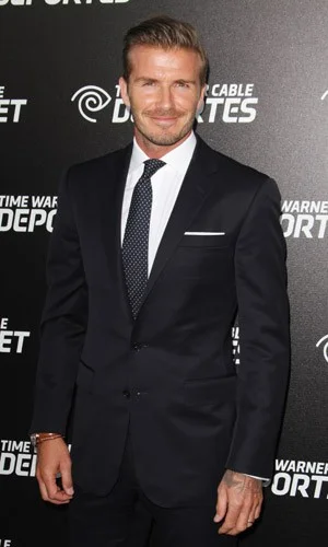 02 | how can i forget David Beckham. (swoon). remember, when in doubt, go with a white pocket square like Mr. Beckham right hurr. the perfect height to a flat fold. oh, and doesn't he rock this navy suit?!