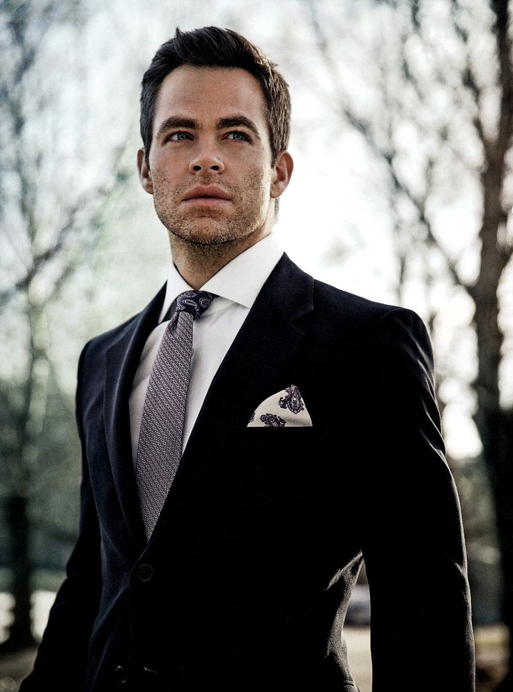 03 | love this, if you take a closer look at the tie, there is some paisley print at the top in a light color. on the one point pocket square fold it is the exact opposite with dark paisley print. but yet all the gray is tied in. perfect play on prints and color.