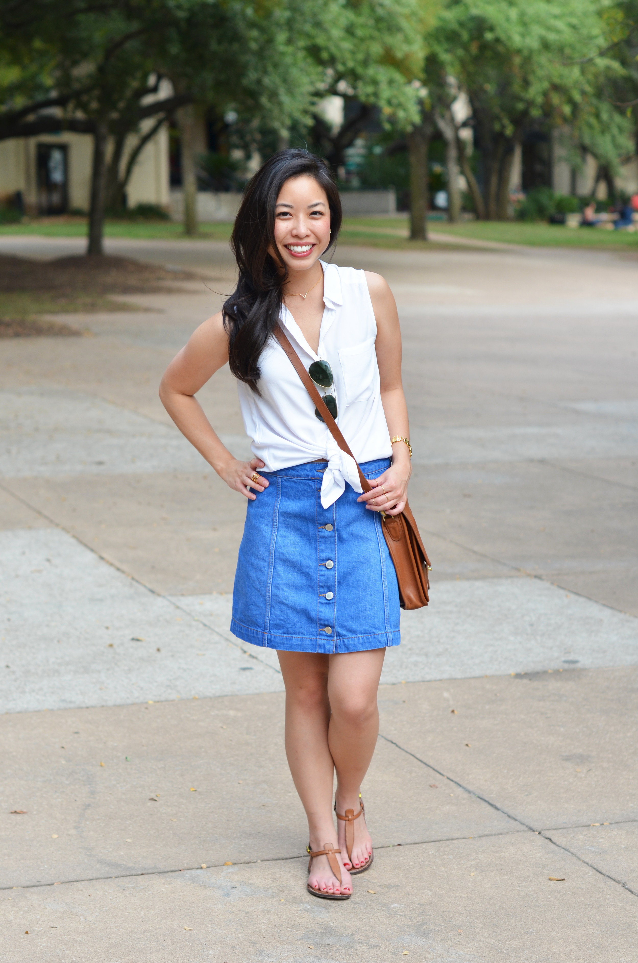 a line button front denim skirt